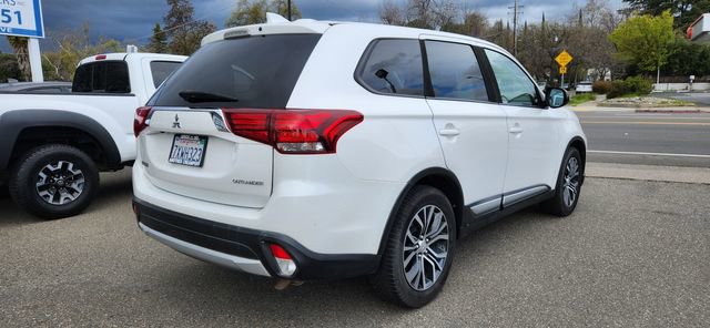 Used 2017 Mitsubishi Outlander ES image 7