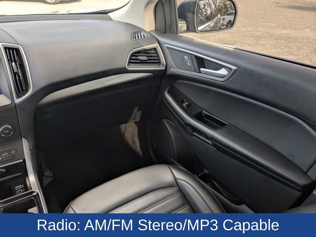 Used 2020 Ford Edge SEL w/ Cold Weather Package image 17
