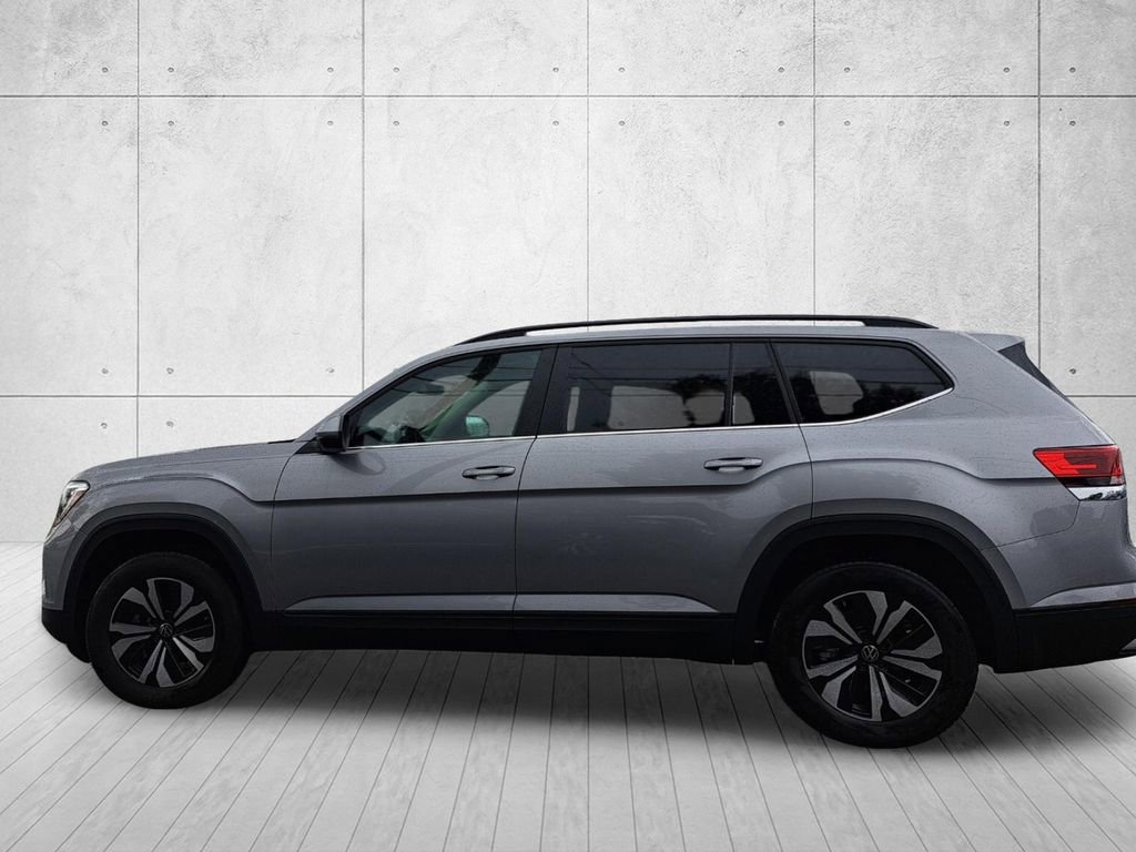 Used 2026 Volkswagen Atlas SE FWD image 8