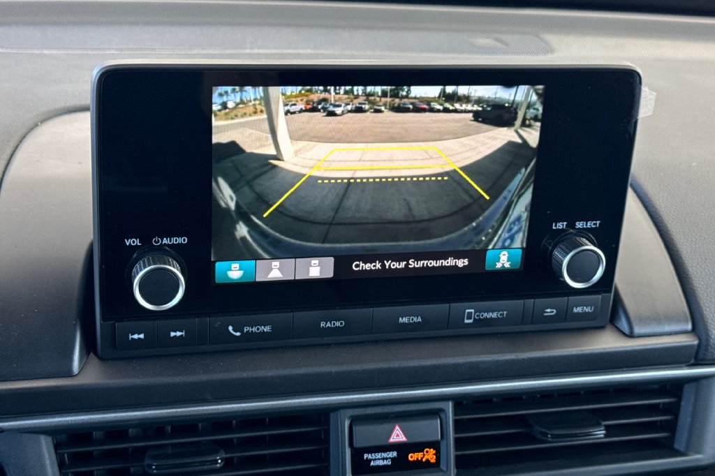 Certified 2024 Honda Pilot Sport image 24