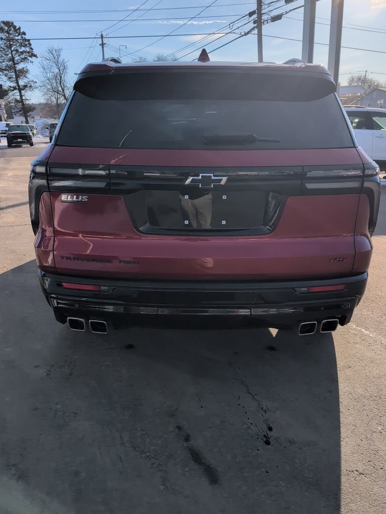 Used 2024 Chevrolet Traverse RS w/ LPO, Floor Liner Package image 3