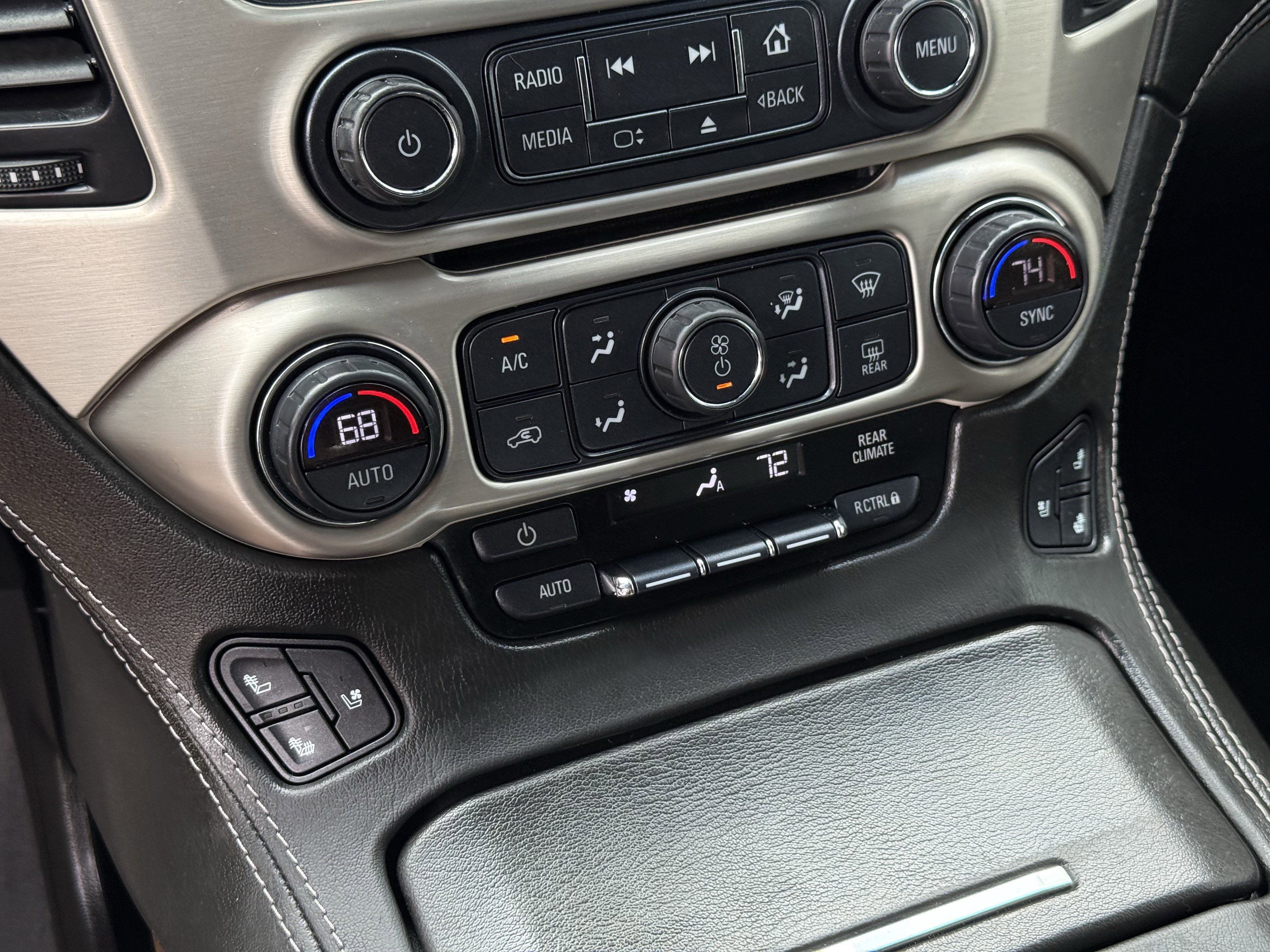 Used 2019 GMC Yukon Denali w/ Denali Ultimate Package image 21