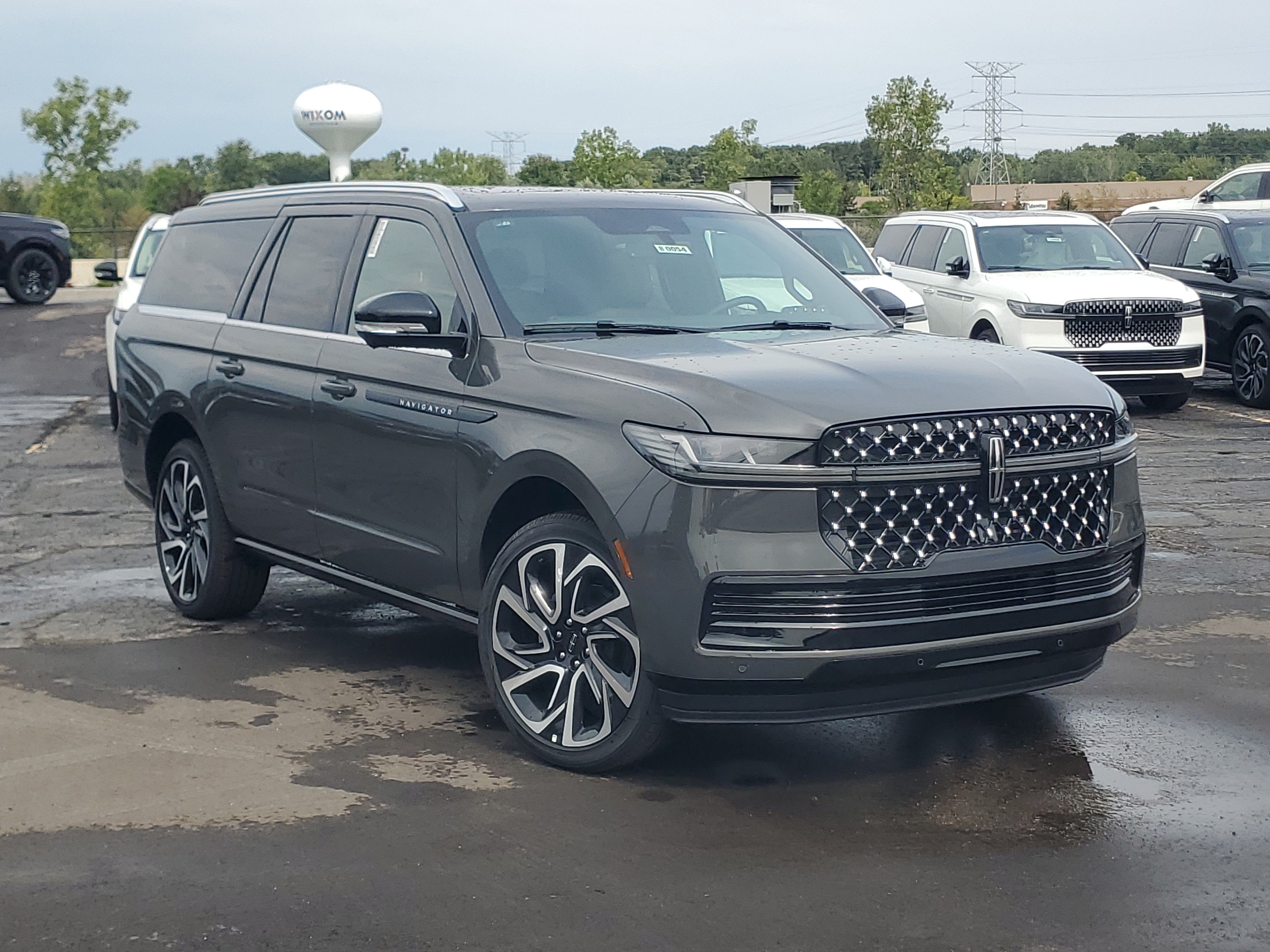New 2027 Lincoln Navigator L Black Label