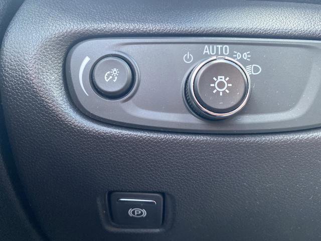 Used 2022 Chevrolet Blazer LT AWD/4WD image 24