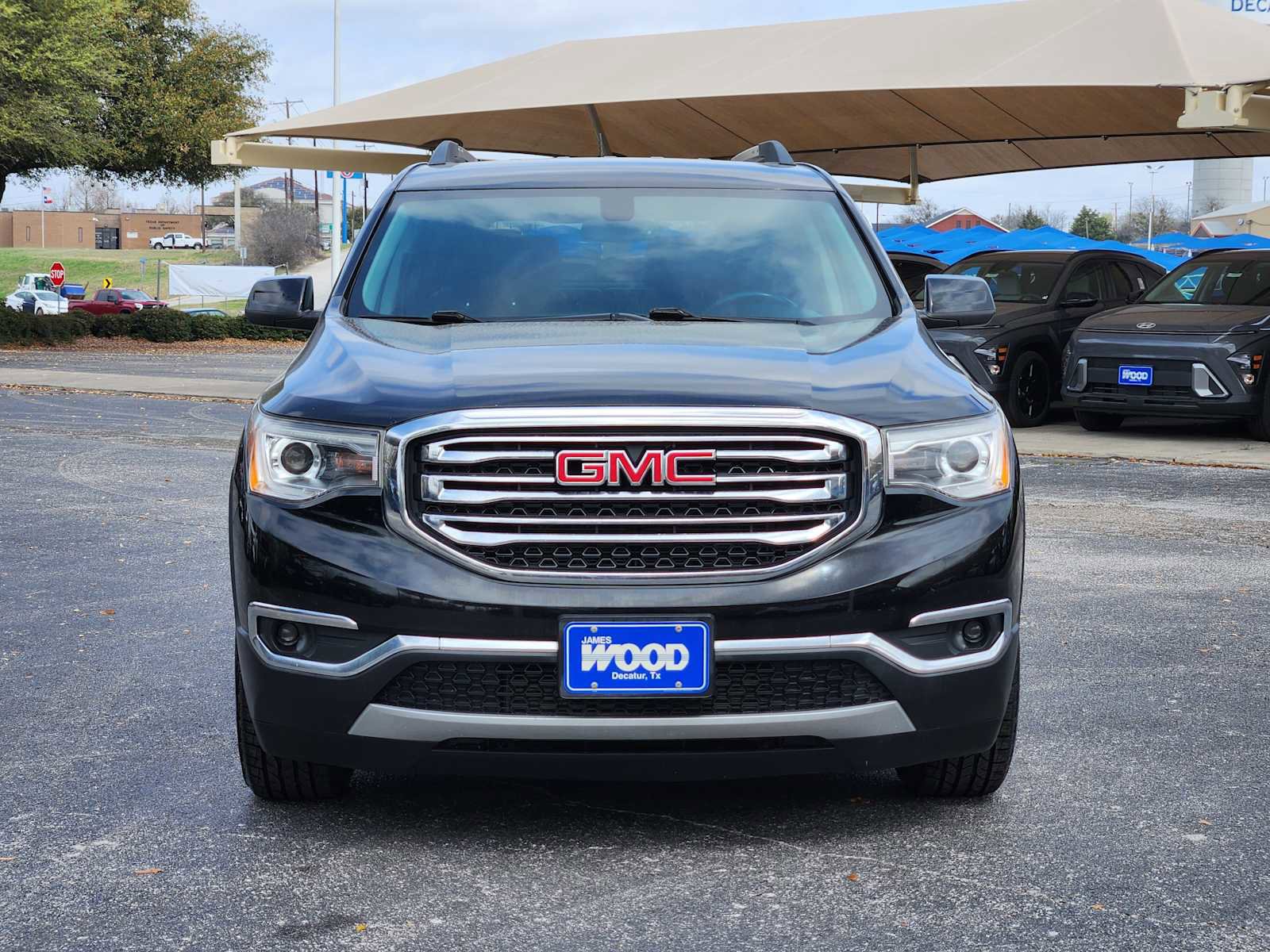 Used 2018 GMC Acadia SLT image 2