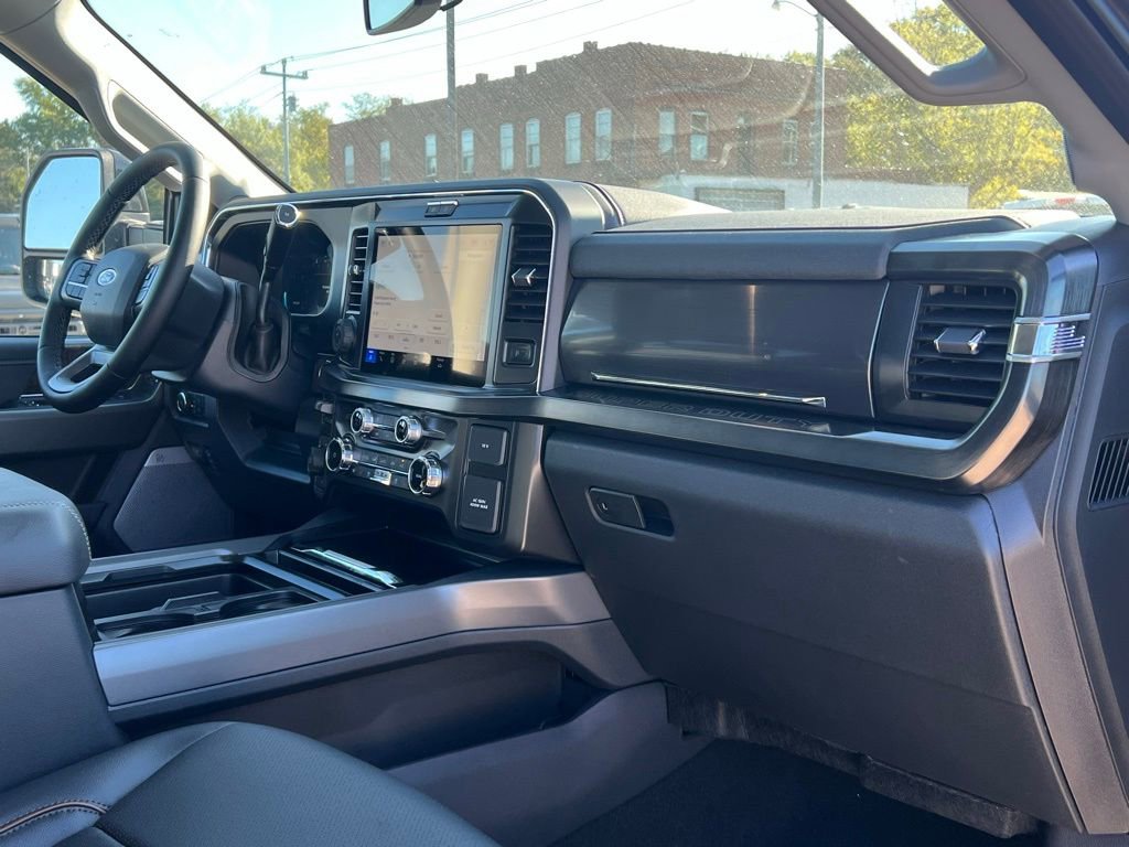 New 2026 Ford F250 Lariat w/ Lariat Premium Package image 22