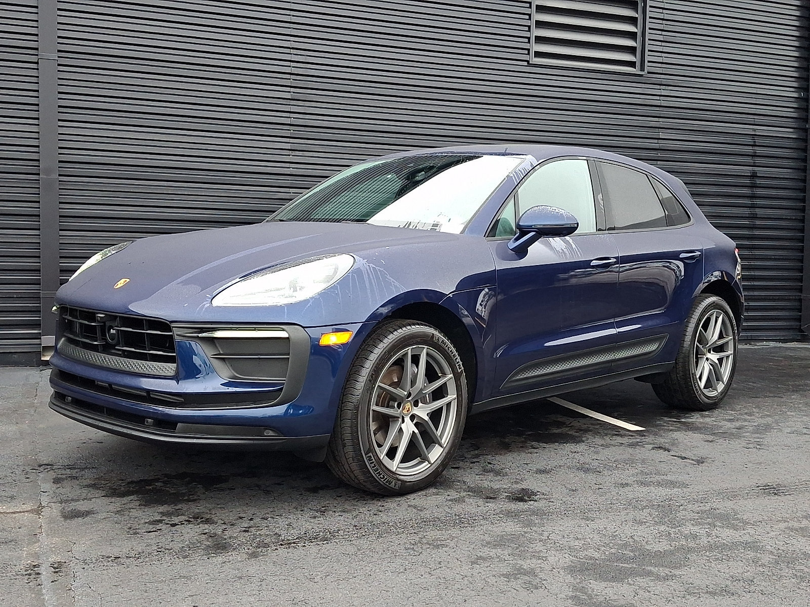 Certified 2025 Porsche Macan