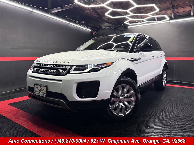 Used 2018 Land Rover Range Rover Evoque SE AWD/4WD image 2