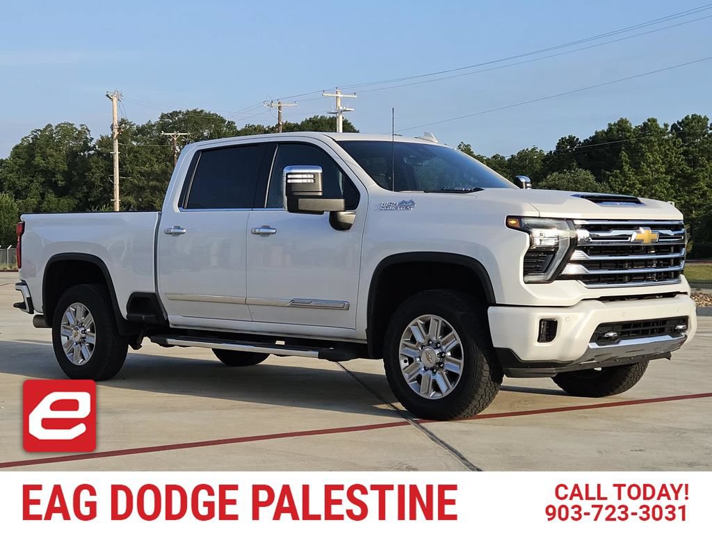 Used 2025 Chevrolet Silverado 2500 High Country w/ Technology Package AWD/4WD image 1
