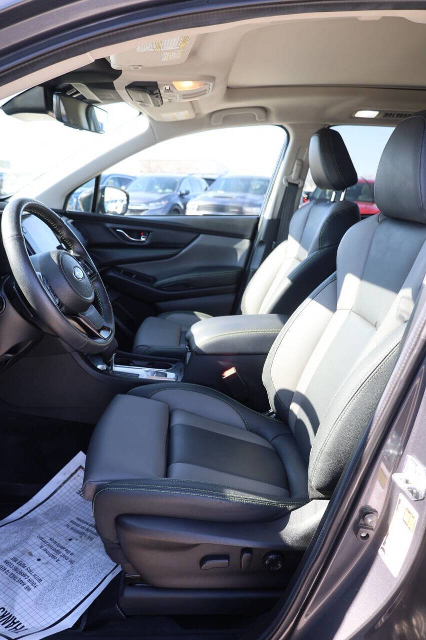 Used 2024 Subaru Ascent Onyx Edition Limited w/ Popular Package Onyx image 13