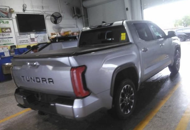 Used 2024 Toyota Tundra Limited AWD/4WD image 6