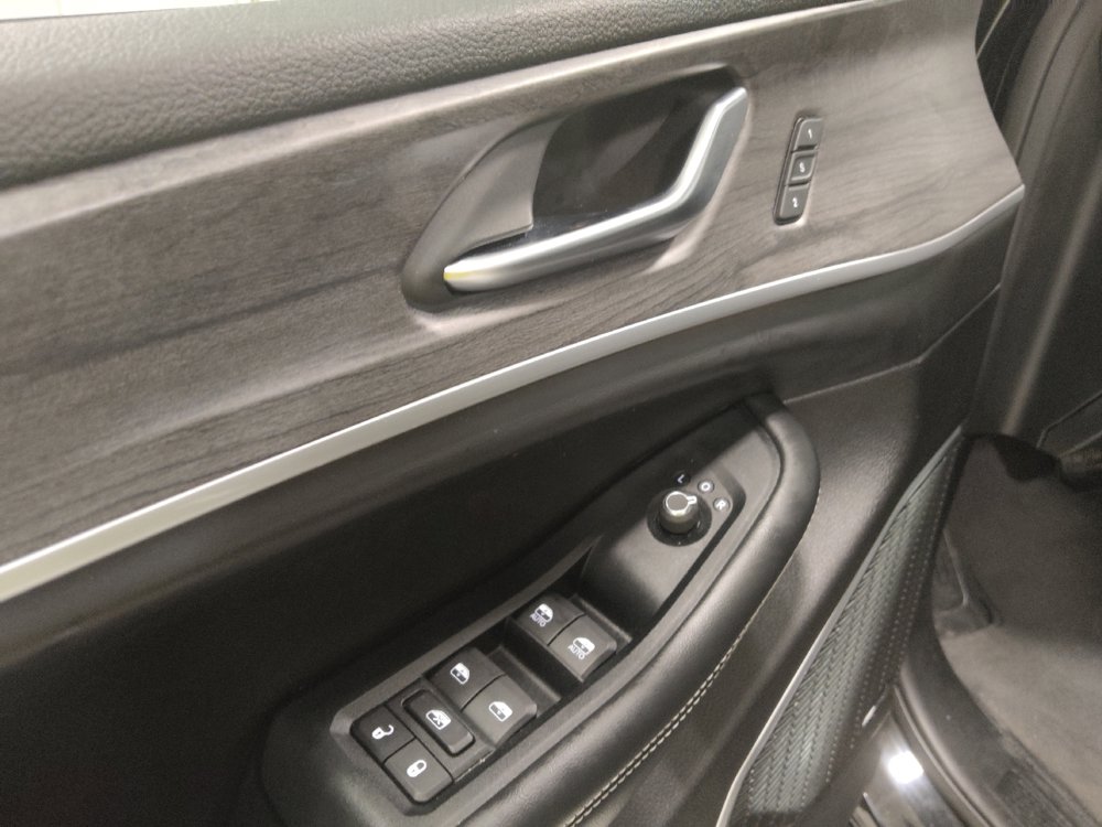 Used 2023 Jeep Grand Cherokee Limited AWD/4WD image 27