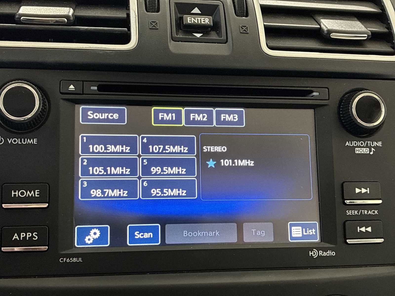 Used 2017 Subaru Forester 2.5i w/ Alloy Wheel Package image 12