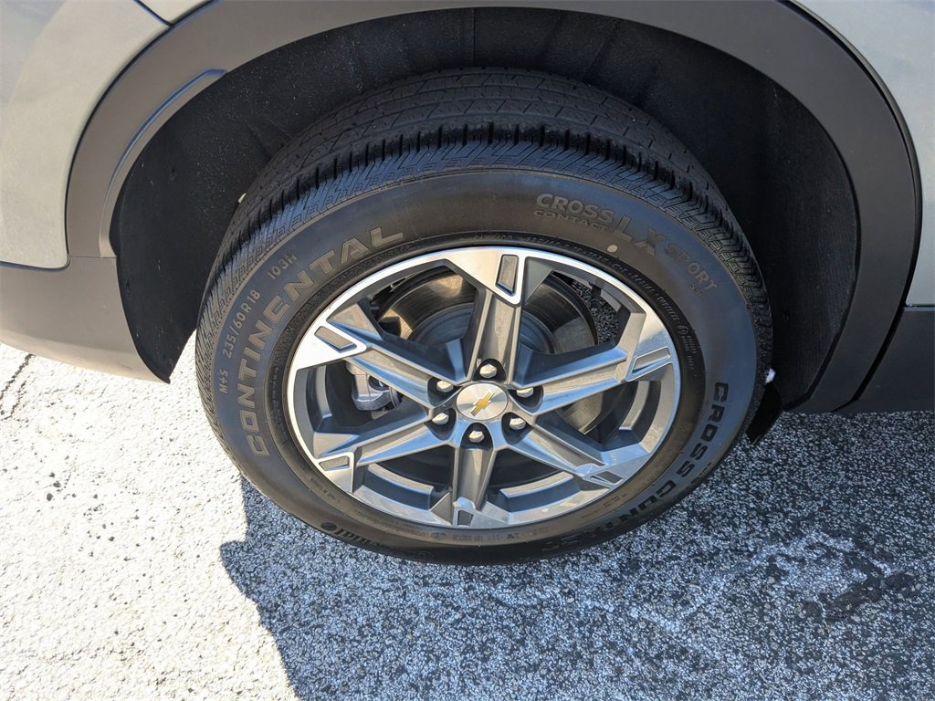 Used 2025 Chevrolet Blazer LT image 32