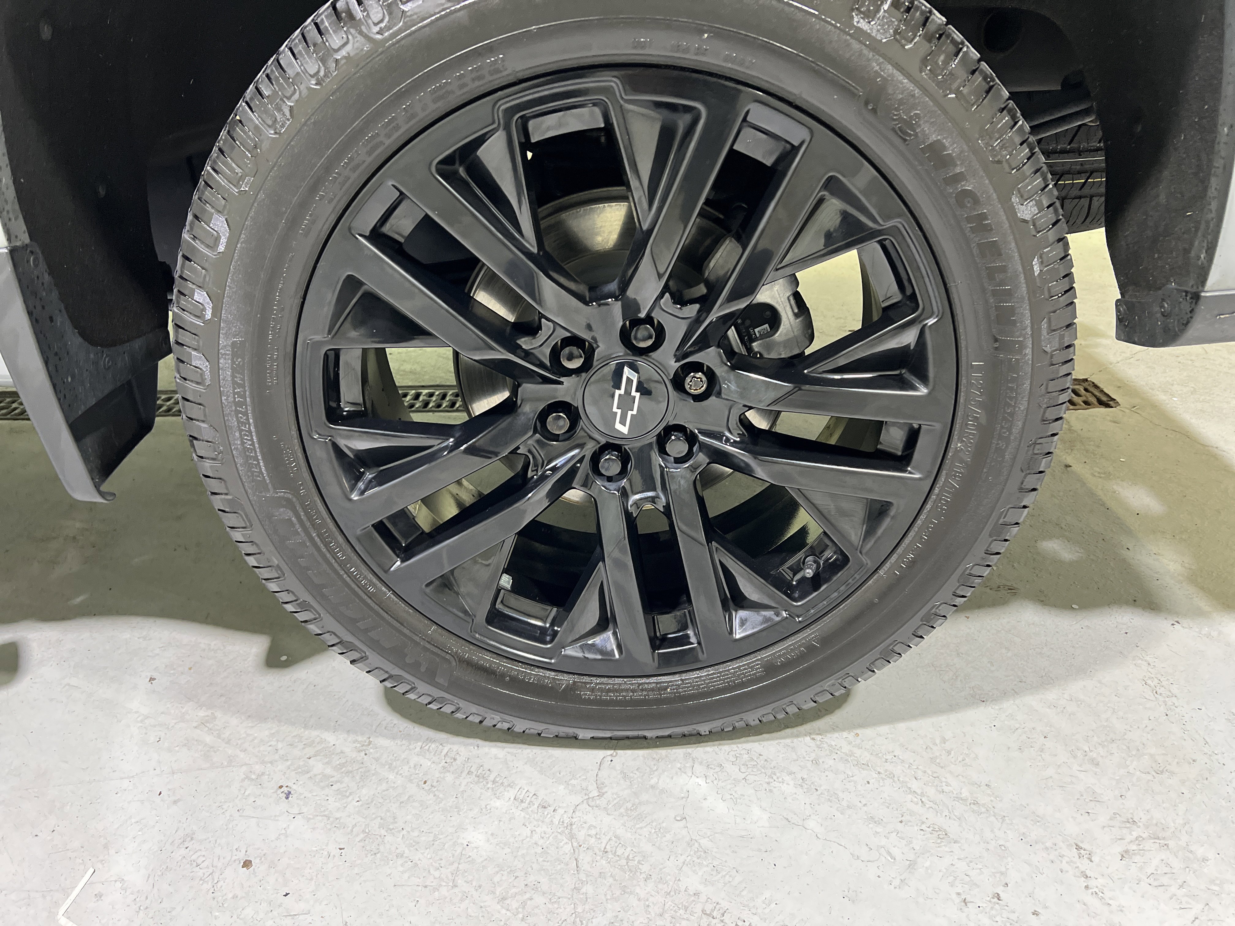 Used 2023 Chevrolet Silverado 1500 LTZ w/ LTZ Premium Package image 13