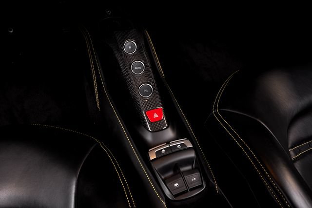 Used 2019 Ferrari 488 Spider RWD image 46