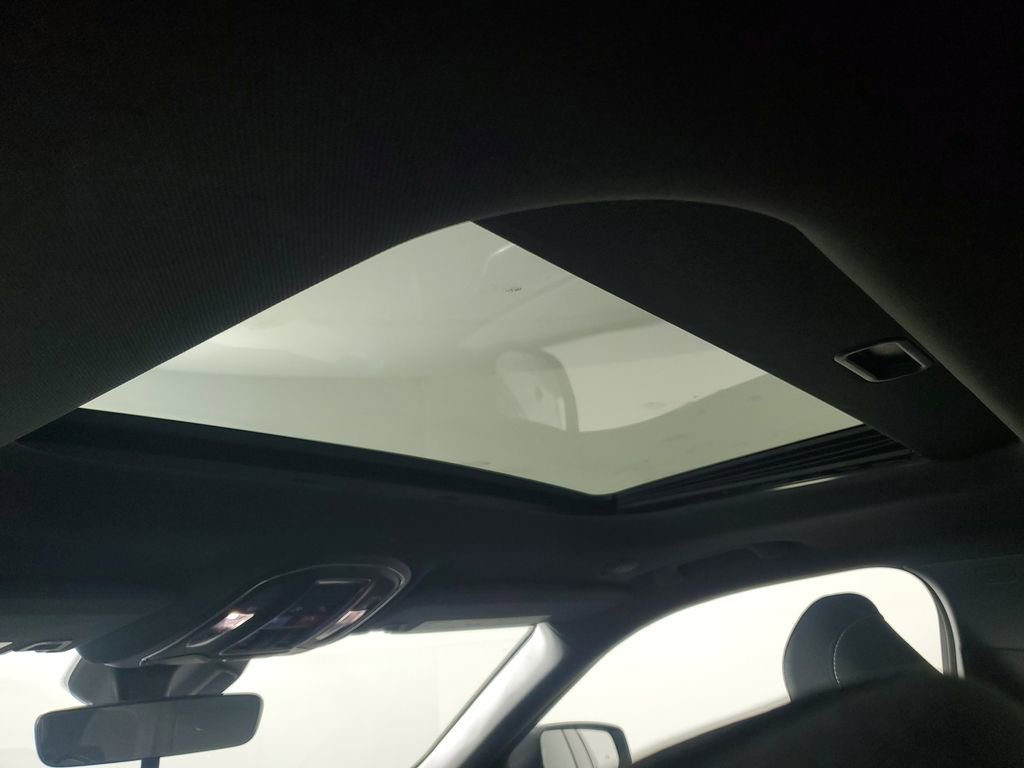 Used 2025 Jeep Grand Cherokee Laredo X image 16