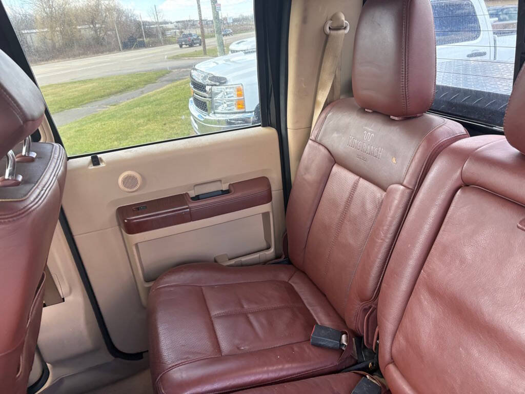 Used 2013 Ford F250 King Ranch w/ King Ranch w/Chrome Pkg AWD/4WD image 16