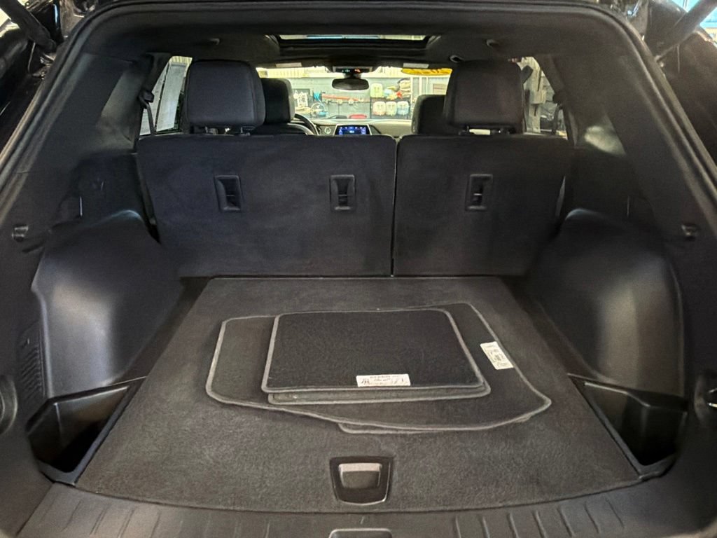Used 2022 Chevrolet Blazer RS w/ Enhanced Convenience Package FWD image 14