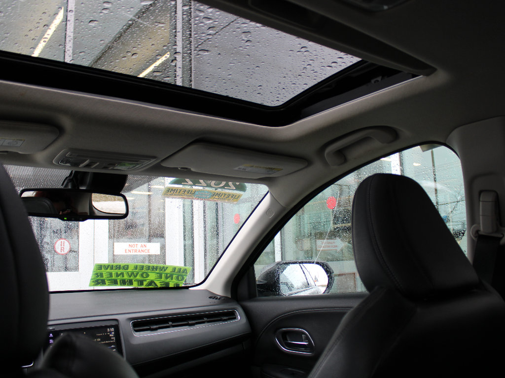 Used 2022 Honda HR-V EX-L image 26