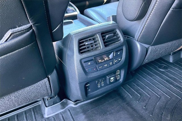 Used 2021 Honda Pilot Touring image 33