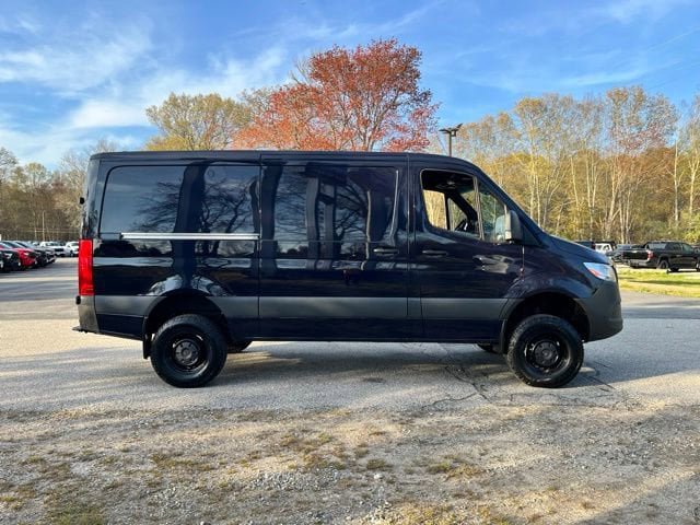 Used 2024 Mercedes-Benz Sprinter 2500 image 5