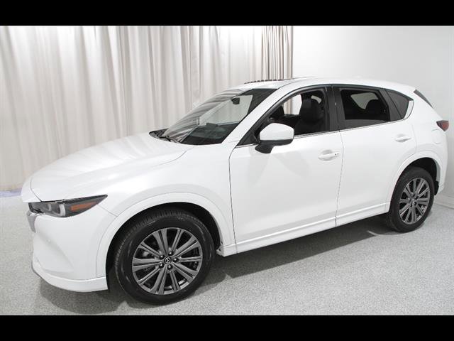 Certified 2024 MAZDA CX-5 Signature AWD/4WD image 3