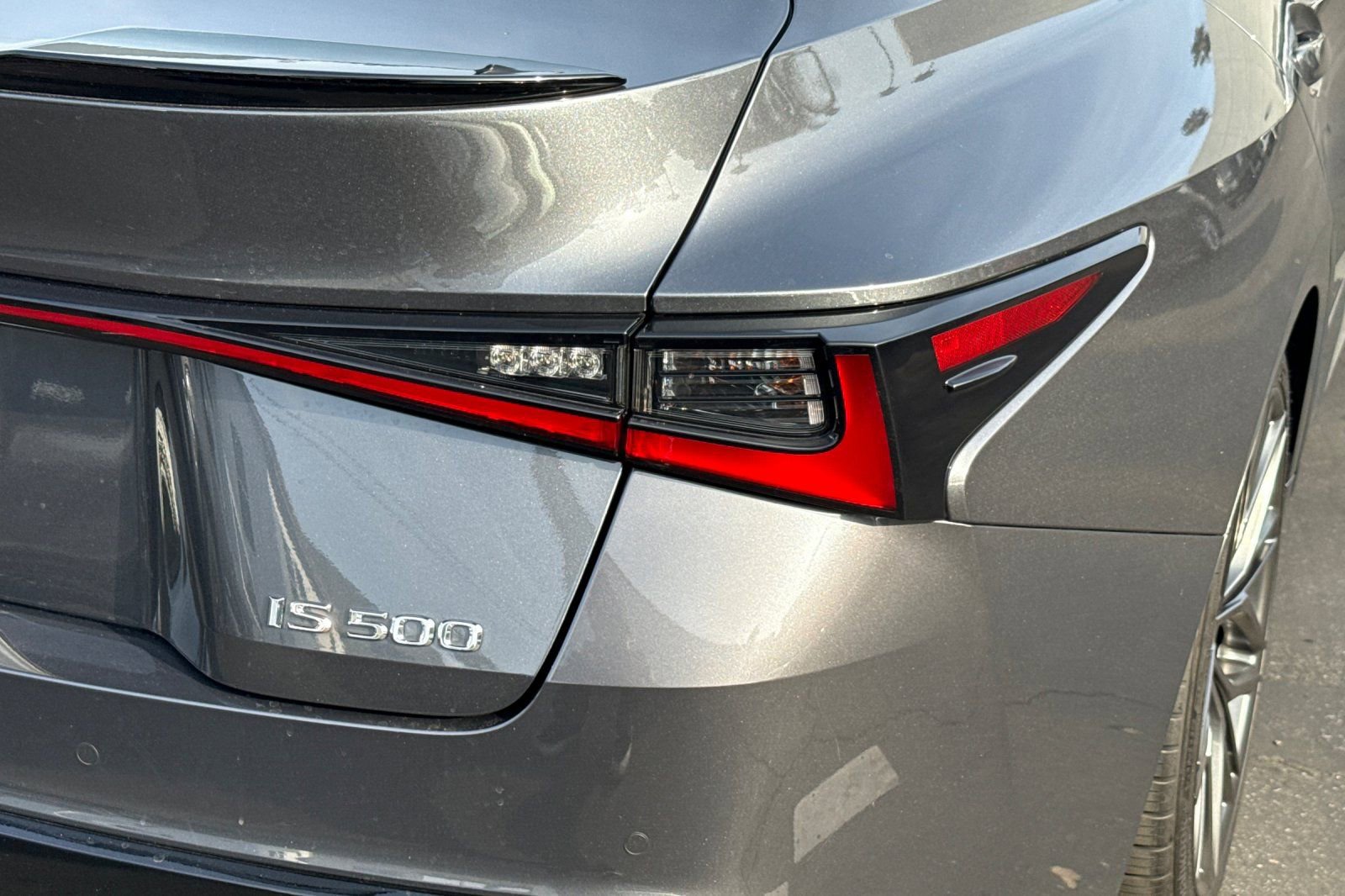 Used 2023 Lexus IS 500 image 7