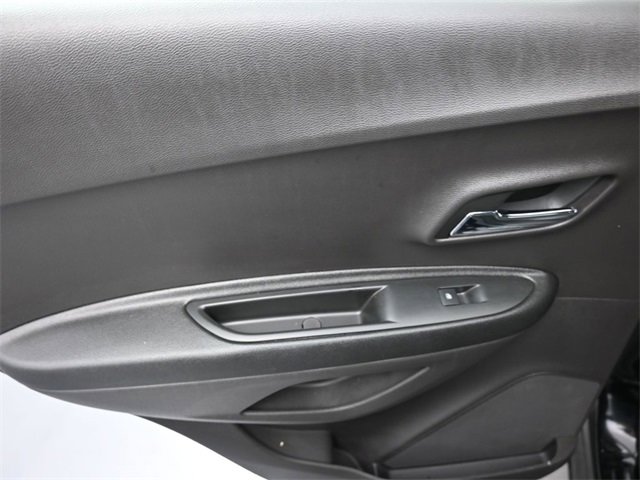 Used 2019 Chevrolet Trax LS image 19