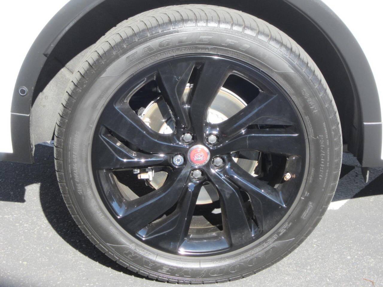 Used 2021 Jaguar E-PACE 300 Sport image 8