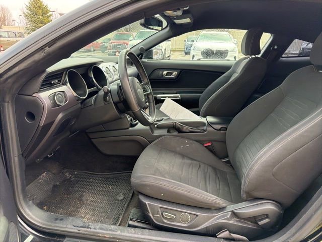 Used 2016 Ford Mustang Coupe image 17