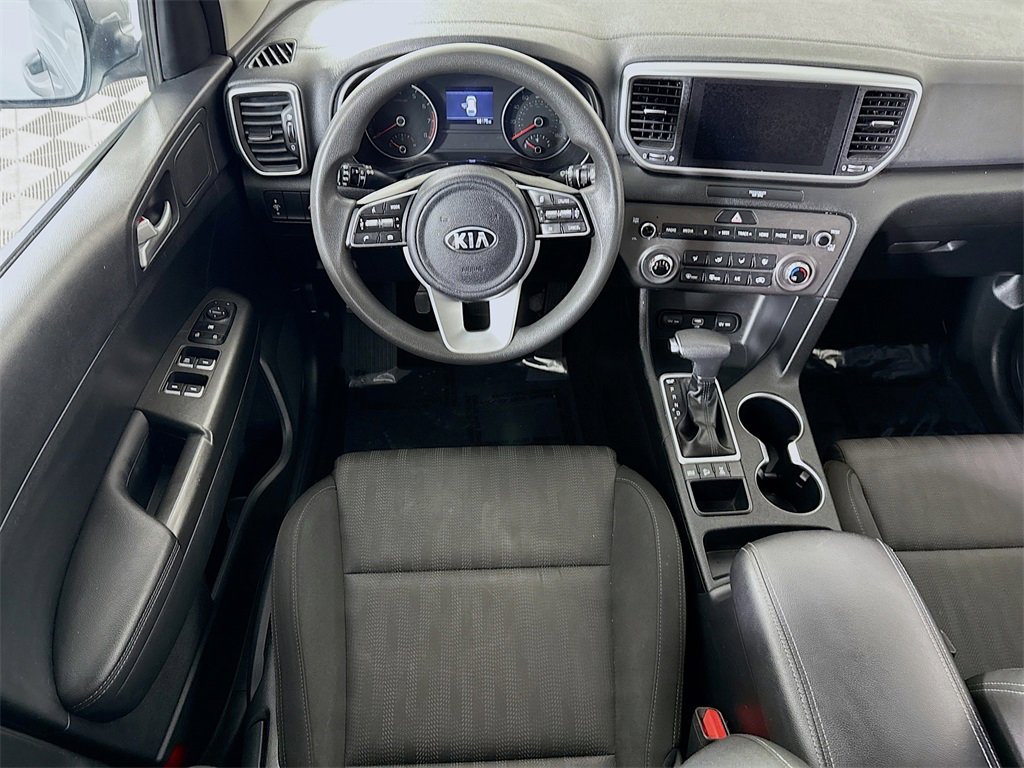 Used 2022 Kia Sportage LX image 4