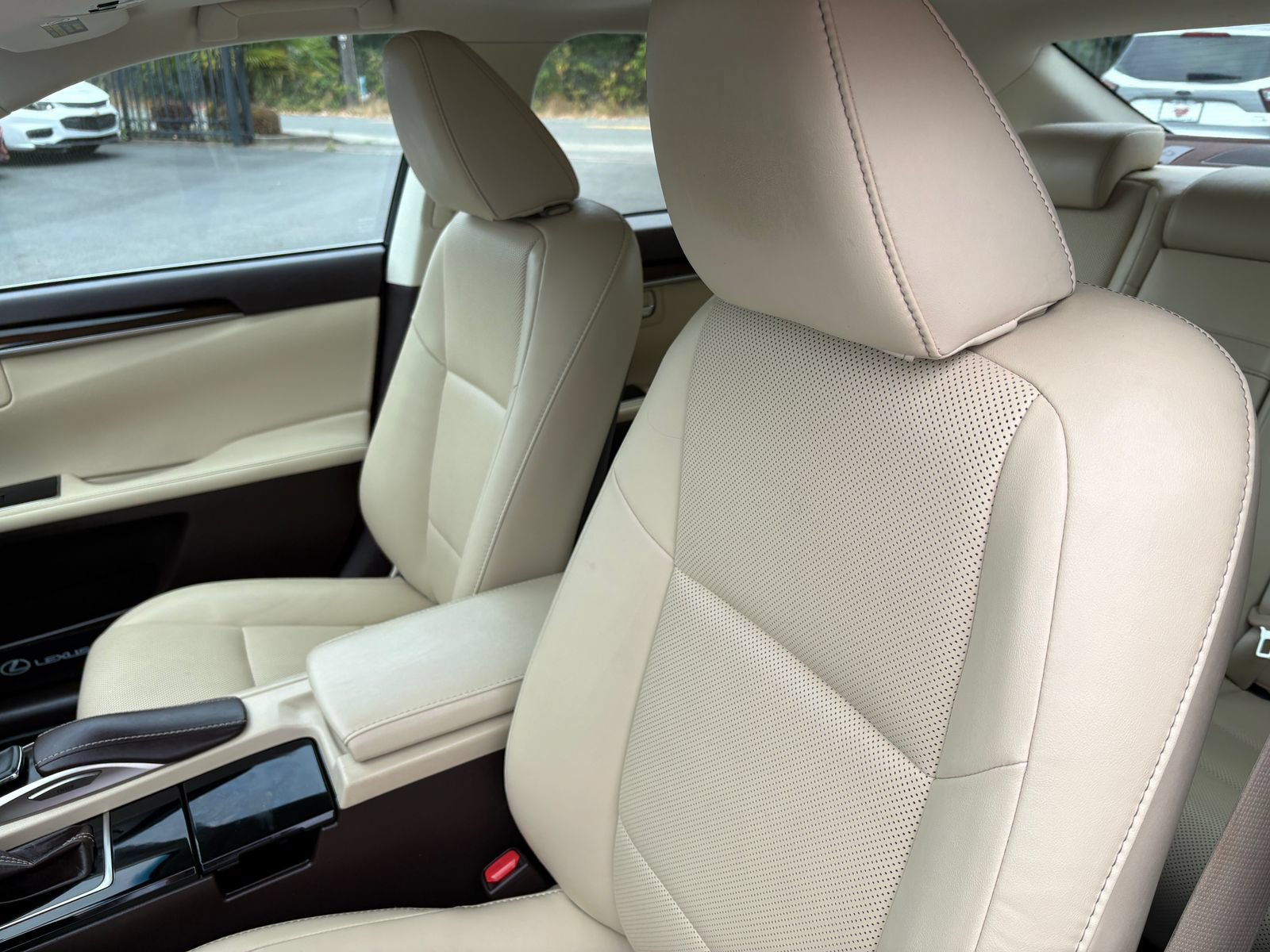 Used 2018 Lexus ES 350 w/ Navigation System Package FWD image 12