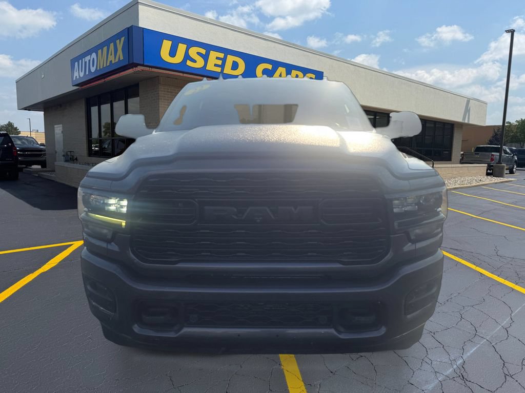 Used 2022 RAM 2500 Limited AWD/4WD image 3