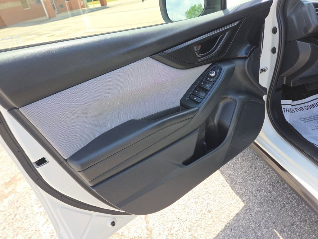 Used 2022 Subaru Crosstrek 2.0i Premium w/ Moonroof Package AWD/4WD image 14