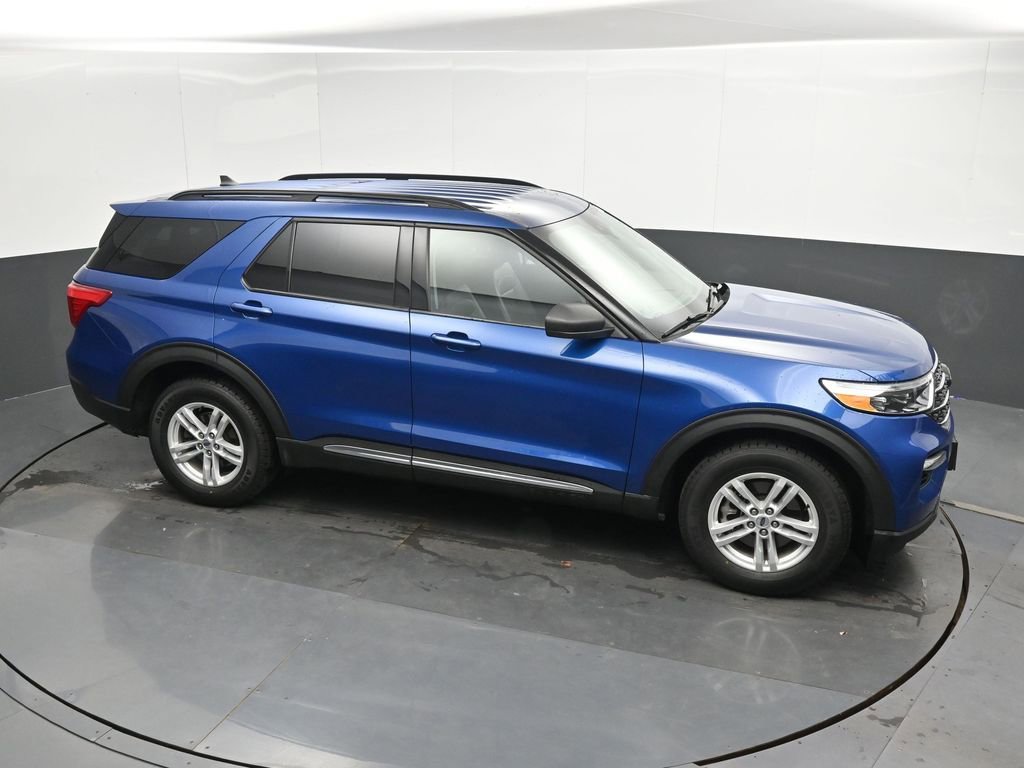 Used 2022 Ford Explorer XLT w/ Equipment Group 202A image 36