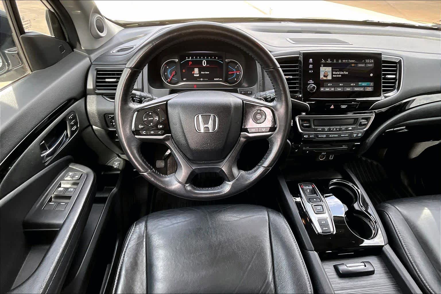 Used 2019 Honda Pilot Touring image 6