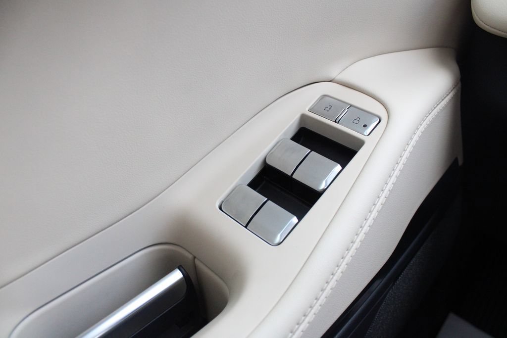 New 2027 Lincoln Navigator L Reserve AWD/4WD image 7