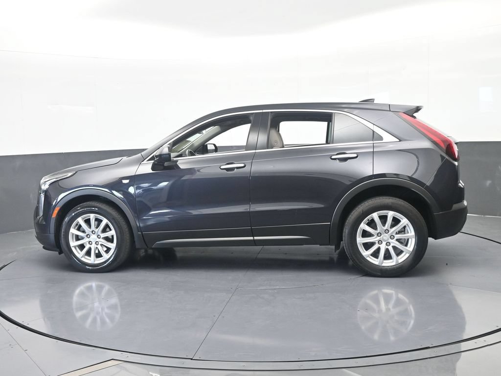 Used 2023 Cadillac XT4 Luxury FWD image 3