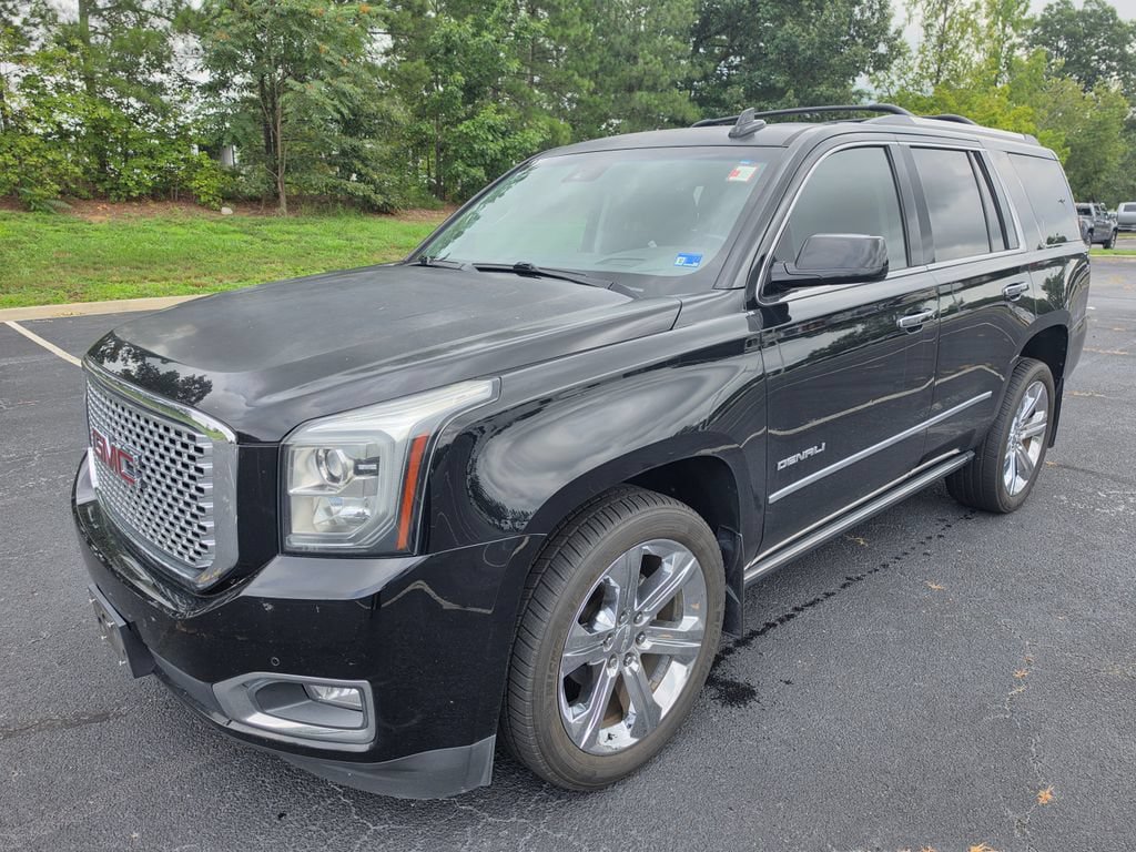 Used 2015 GMC Yukon Denali w/ Premium Package AWD/4WD image 2