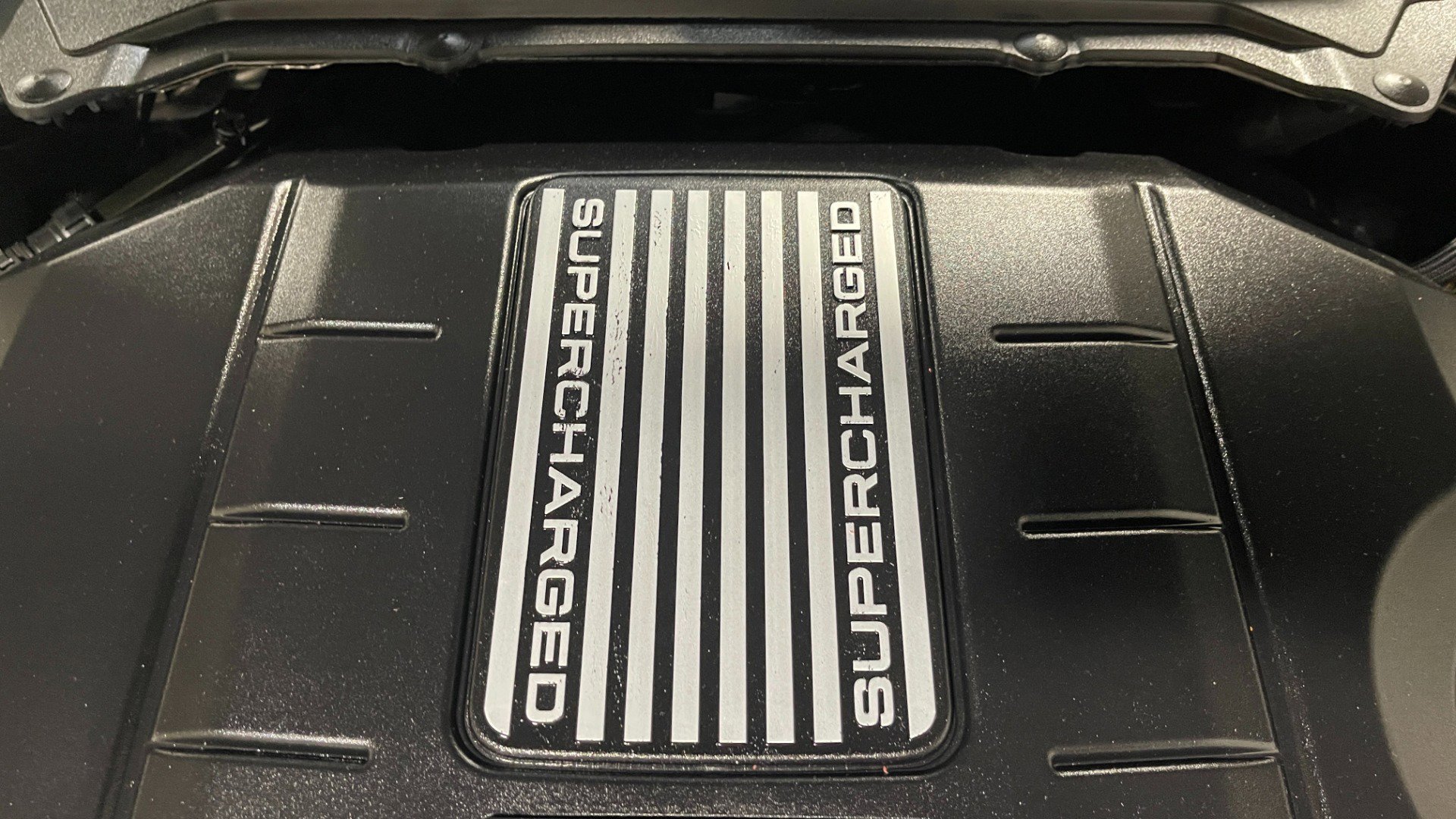 Used 2017 Land Rover Range Rover image 45