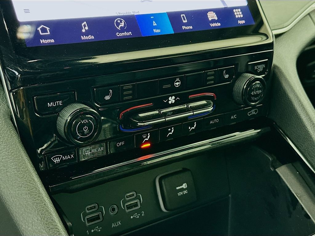 Used 2023 Jeep Grand Cherokee L Limited image 23