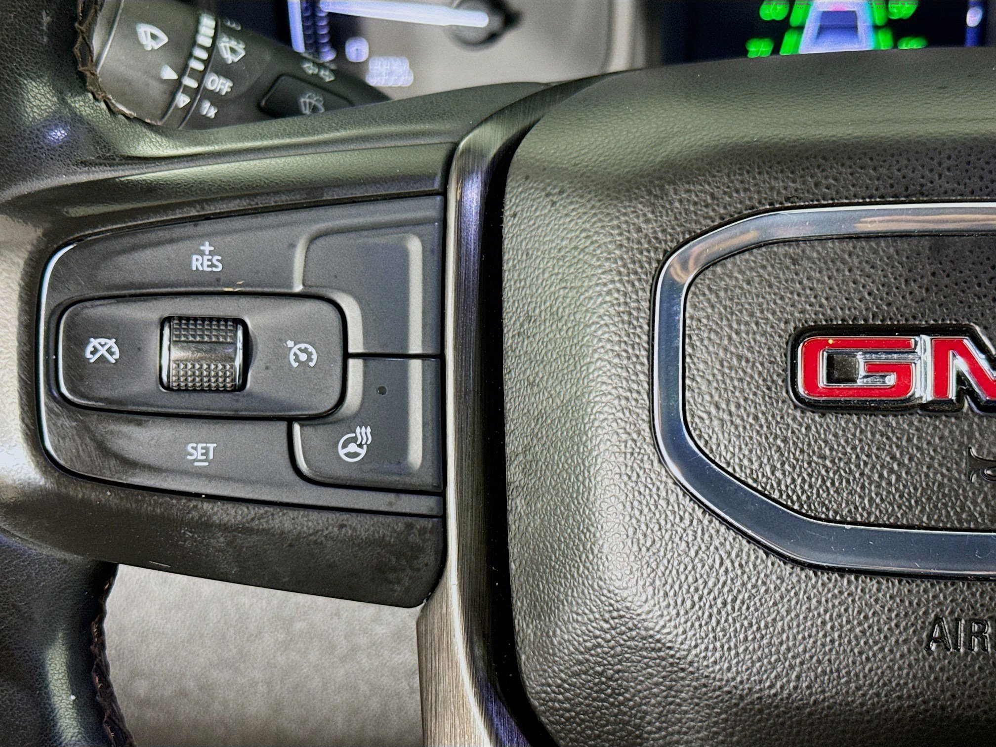 Used 2023 GMC Sierra 2500 AT4 AWD/4WD image 13
