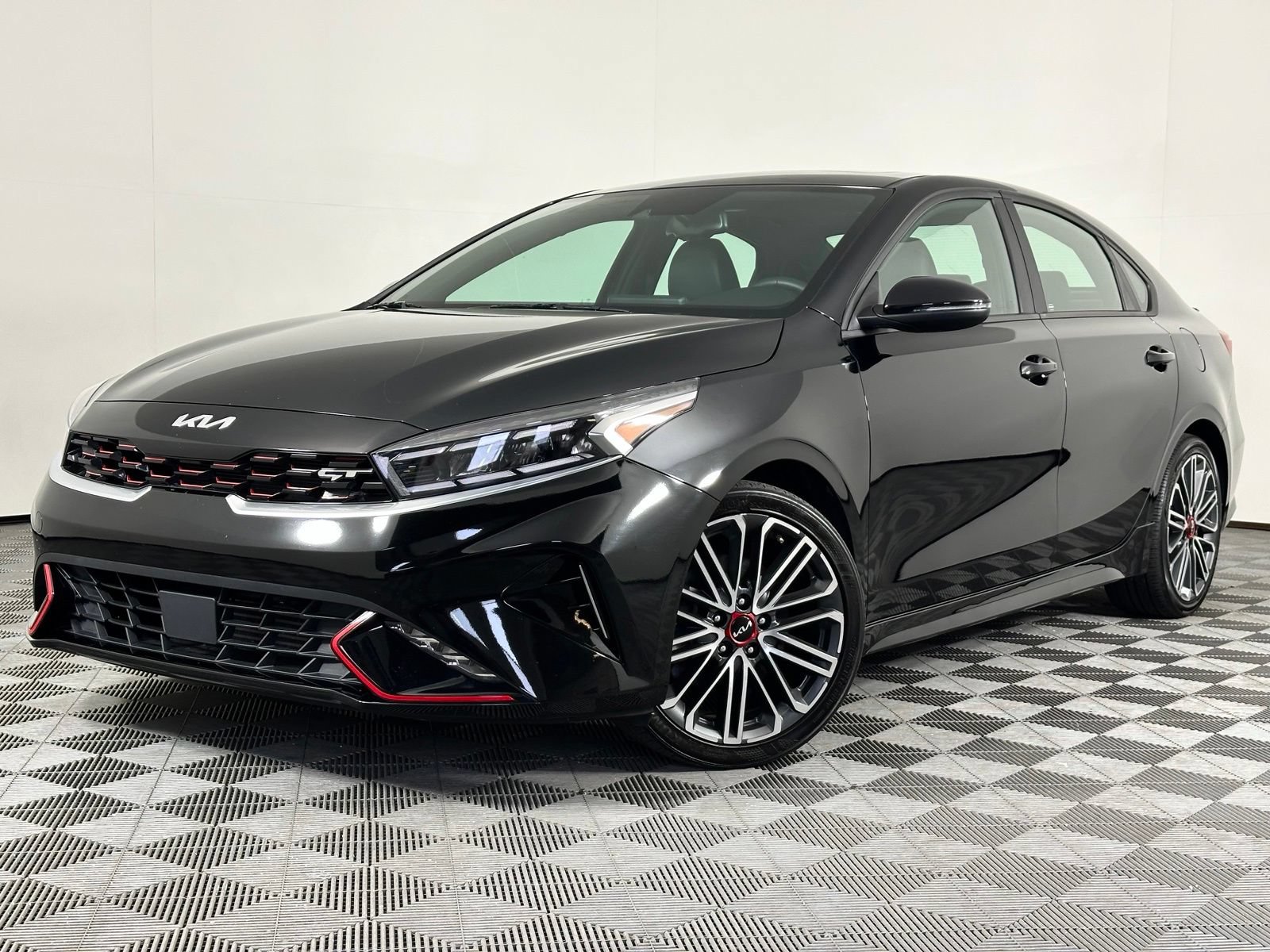 Used 2024 Kia Forte GT w/ GT2 Package FWD image 38