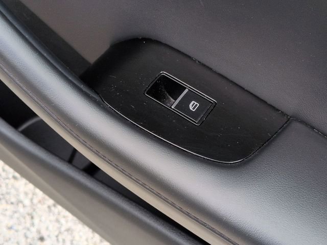 Used 2025 MAZDA MAZDA3 s image 42