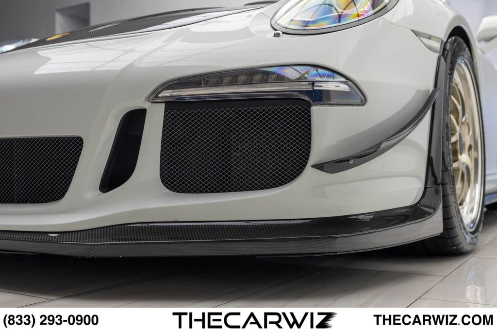 Used 2015 Porsche 911 GT3 RWD image 11