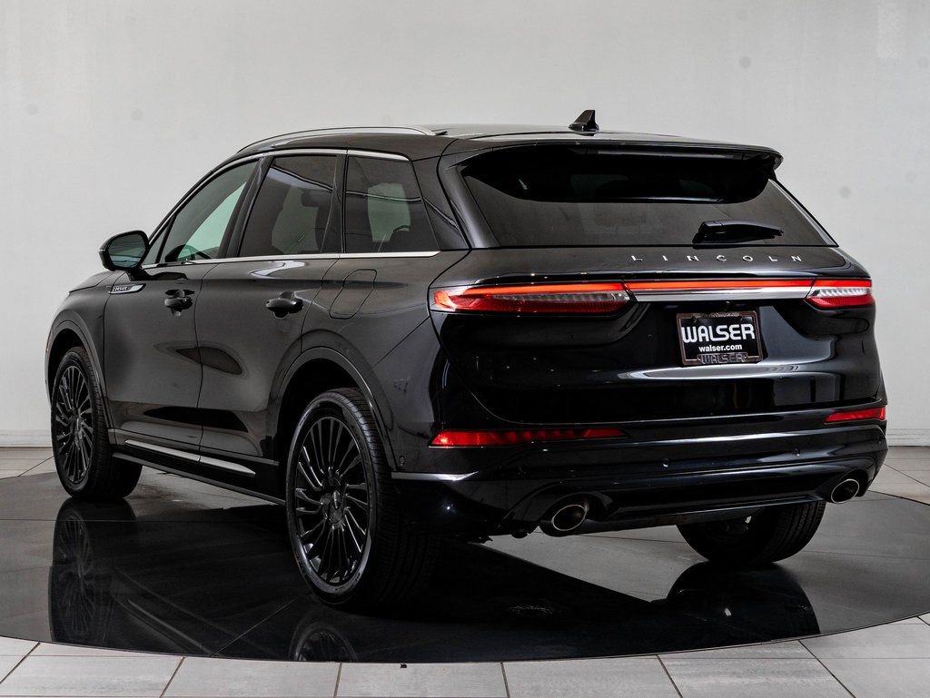 Used 2022 Lincoln Corsair Reserve w/ Equipment Group 201A AWD/4WD image 6