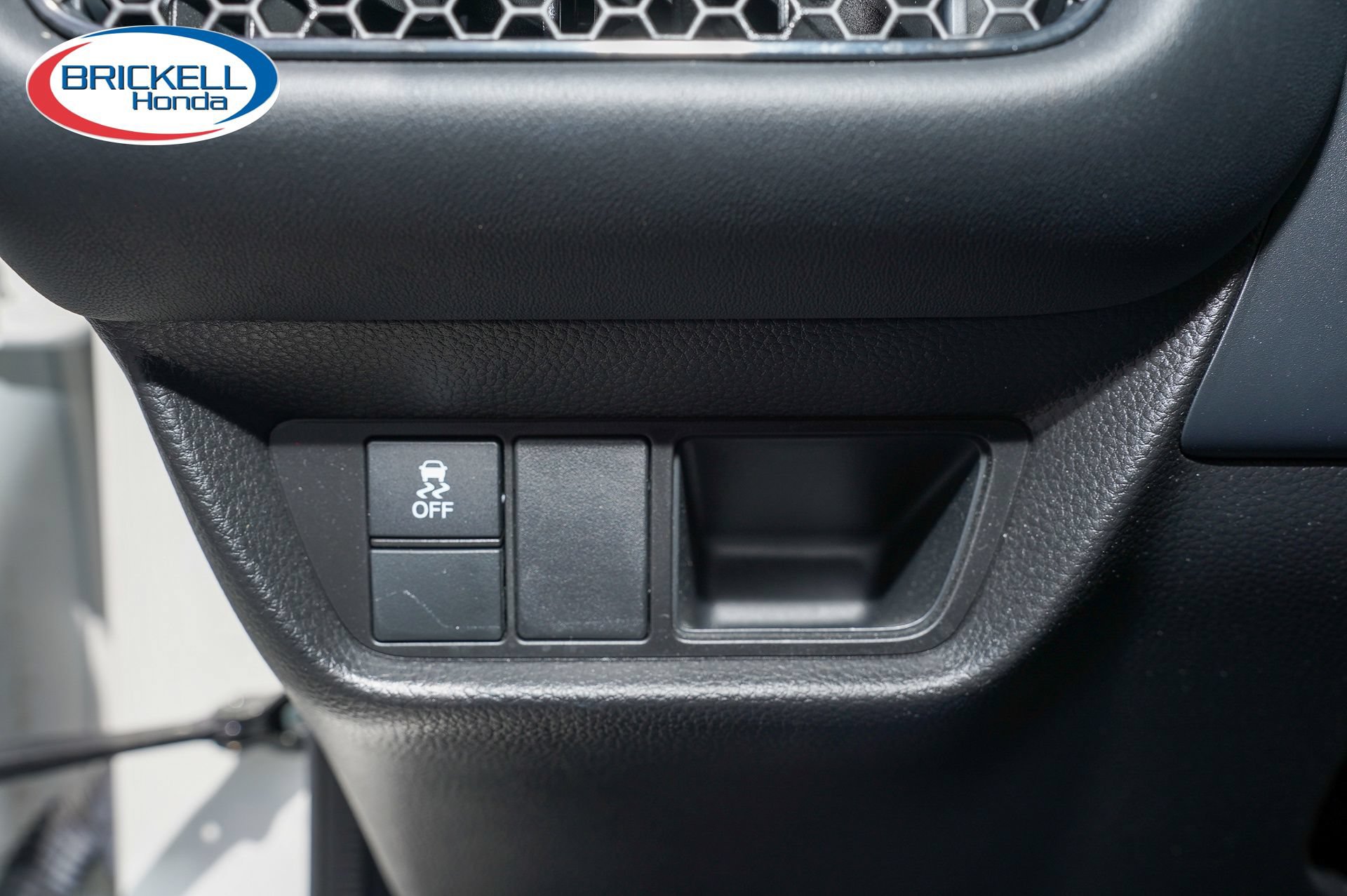 Certified 2023 Honda HR-V LX image 30