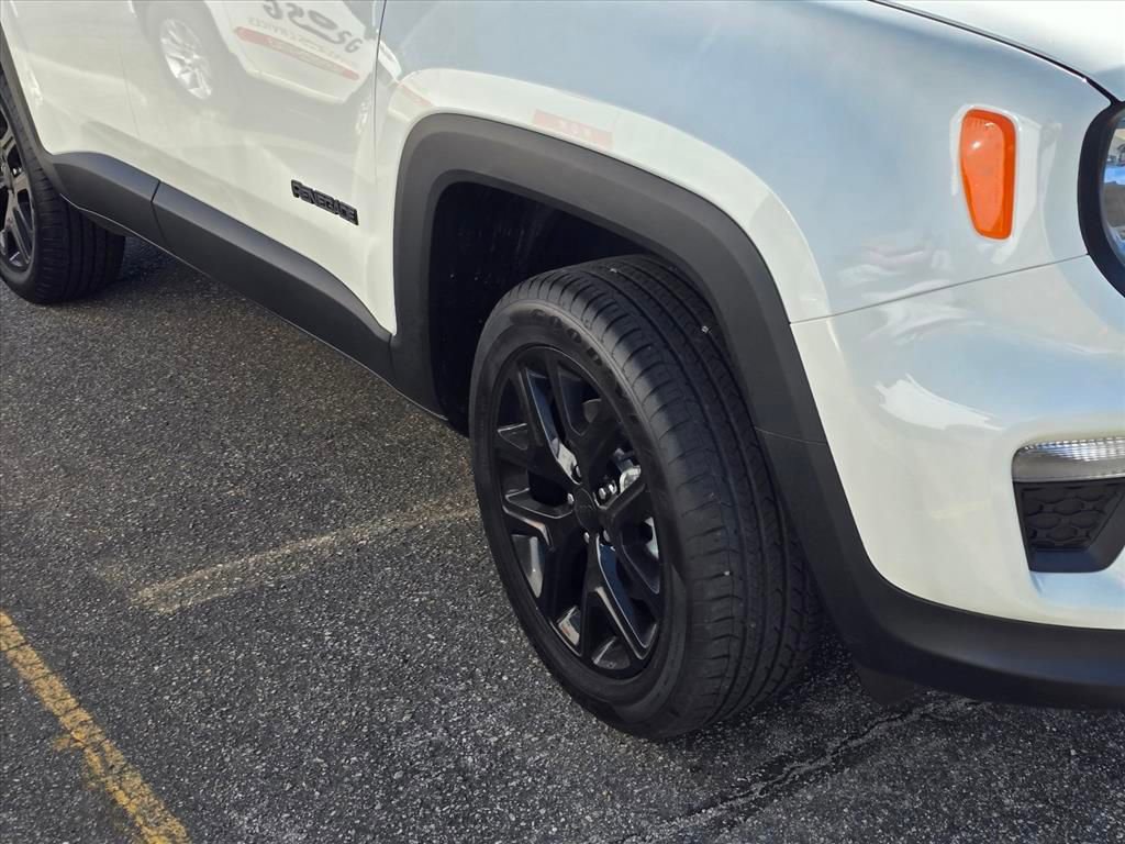 Used 2023 Jeep Renegade Altitude w/ Sun/Sound Group image 19