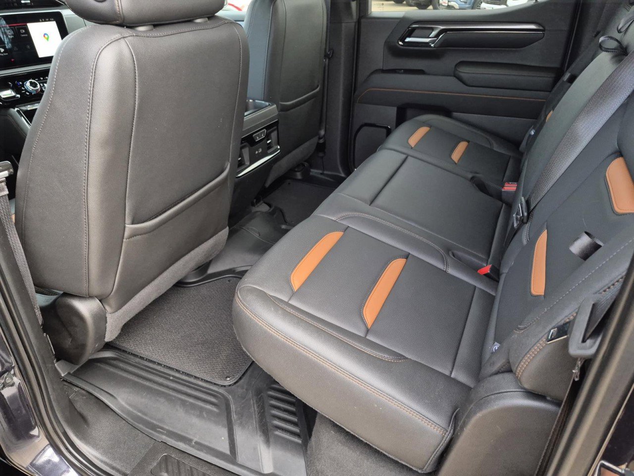 Certified 2022 GMC Sierra 1500 AT4 w/ AT4 Premium Package image 15